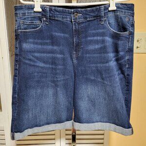 Tommy Hilfiger Women’s Blue Denim Cuffed Bermuda Jean Short